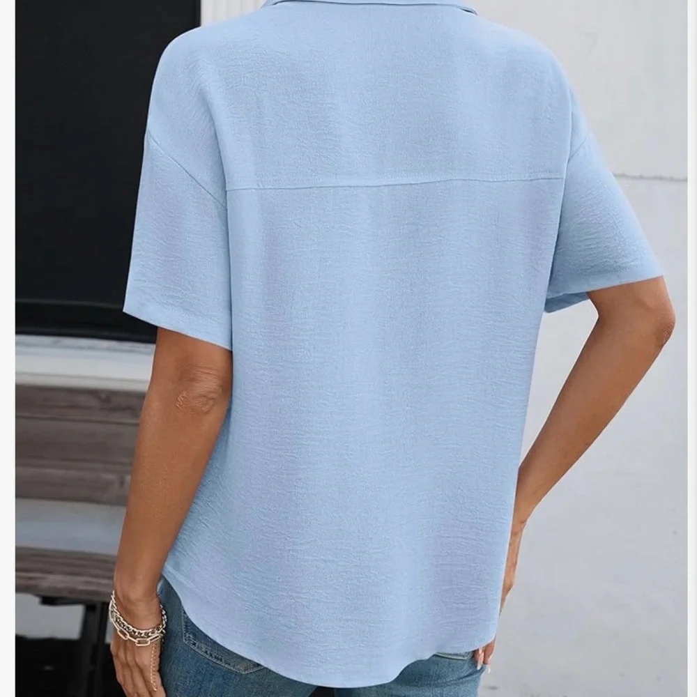 Everyday Light Blue Short Sleeve Button-Down Shirt - Picture 4 of 7